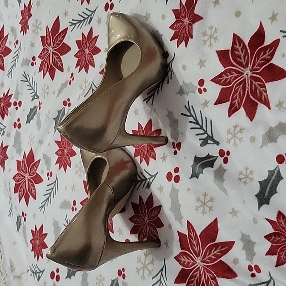 BCBGenerations - Picture 4 of 5